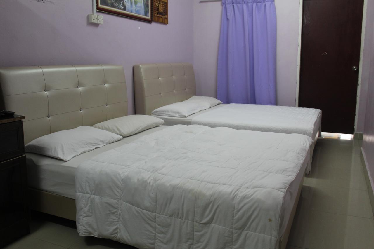 Netasha Holiday Inn Tanah Rata Luaran gambar